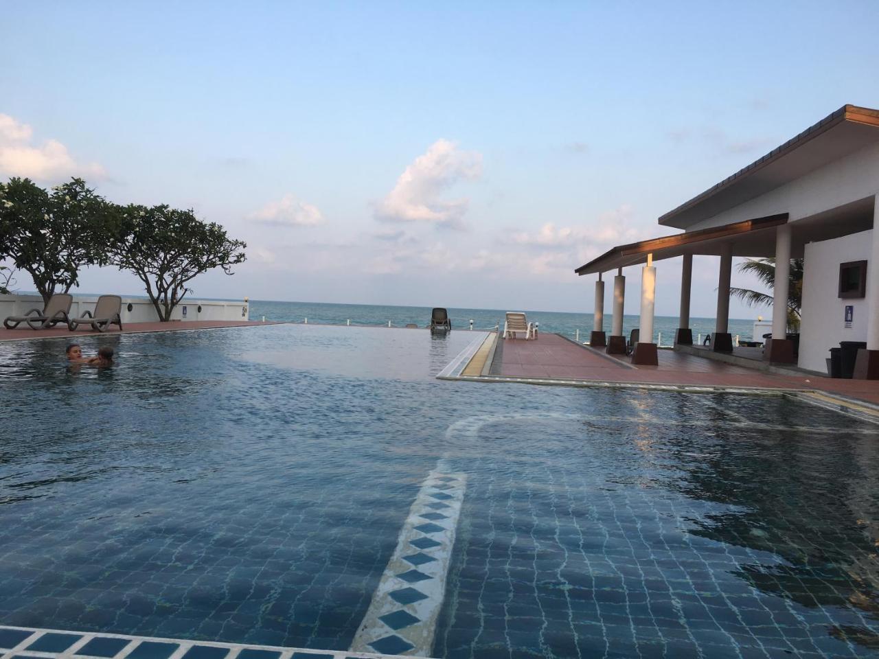 Khanom Beach Residence Monthly Rental Condo Exteriör bild